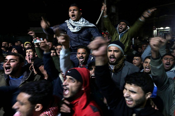 巴勒斯坦人举行大罢工抗议特朗普的举措