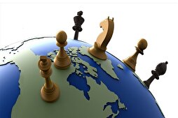 مَنْ قَصُرَ عَنِ السِّياسَةِ صَغُرَ عَنِ الرِّئاسَةِ