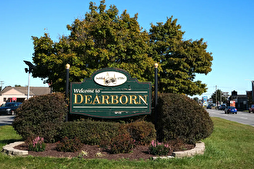 بعد محاولة إحراق القرآن.. المسلمون يردون برسالة سلام: &quot;ديربورن للجميع&quot;