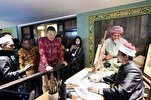 Besuch des thailändischen Premierministers im Aufbewahrungszentrum des antiken Exemplars des Korans + Fotos