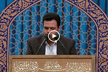Winner of Iran’s 2025 Int’l Quran Contest Recites Verses in Meeting with Leader