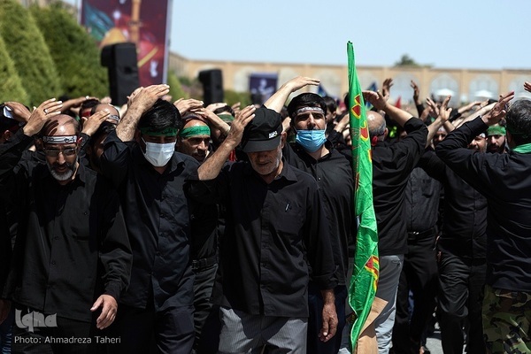 Mourning processions in Imam Khomeini square of Esfahan