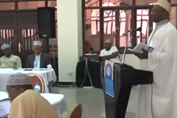 فیلم/ درخواست عالم سنی آفریقایی از شیعیان