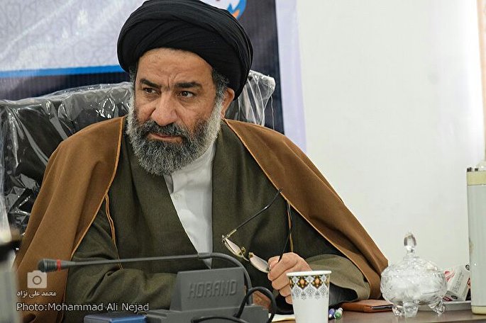 توزیع ۳۰ هزار پرس غذا بین سیل‌زدگان لرستان از محل وقف