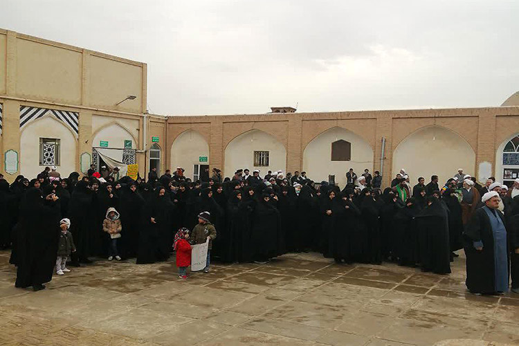 تجمع روحانیون و طلاب یزدی در محکومیت اقدام تروریستی آمریکا