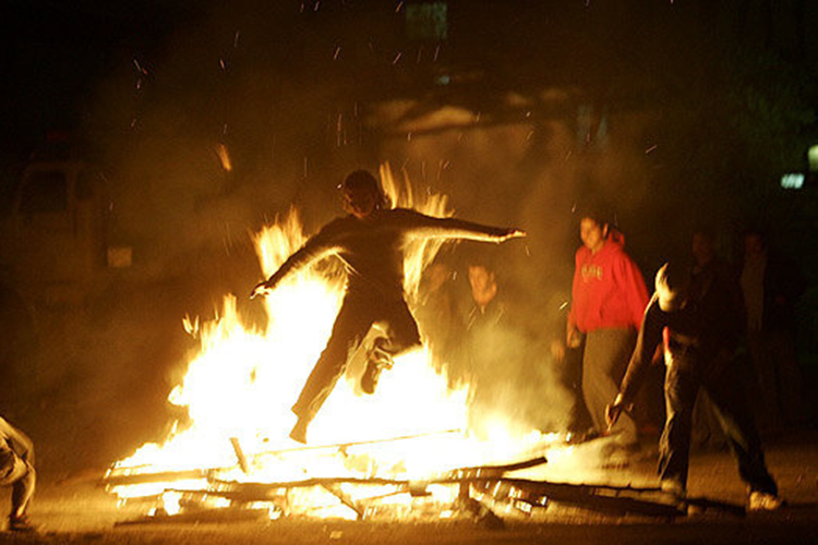 چهارشنبه آخر سال پاک در استان یزد چهارشنبه آخر سال پاک در استان یزد