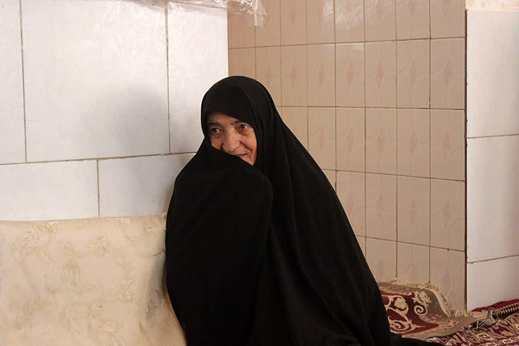 دیدار فرماندار خاتم با خانواده شهدا و جانبازان +عکس