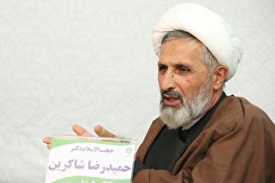 نقدی بر اندیشه سروش درباره دعا