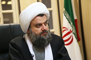 درگیری‌های جهانی به خاطر دوری از دین است / امام؛ احیاگر دین در قرن معاصر