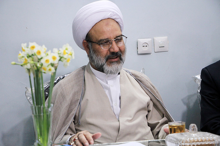 اولین گروهی که به بهشت وارد میشوند اولین گروهی که به بهشت وارد میشوند
