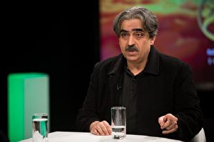 ایران محکوم به قدرتمند شدن است / باید اسلحه‌ تحریم را از دست آمریکا بگیریم