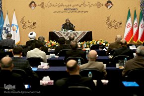 شانزدهمین نشست تخصصی استادان، قاریان و حافظان ممتاز قرآن کریم