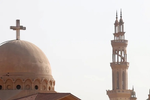 جنجال در مصر بر سر اظهارات السیسی درباره ساخت کلیسا در کنار مساجد