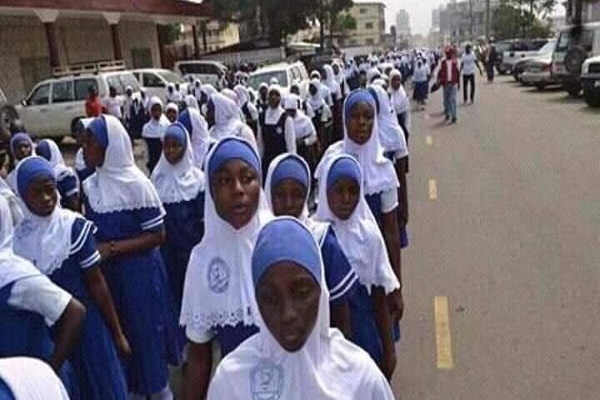 صدور مجوز حجاب موقتی برای دانش‌آموزان لیبریا