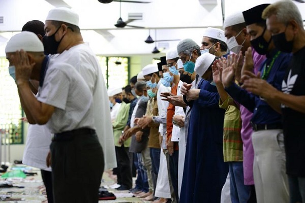 کاهش محدودیت‌های کرونایی مساجد سنگاپور