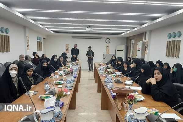 نشست مؤسسات قرآنی یزد با معاون قرآن وزارت ارشاد