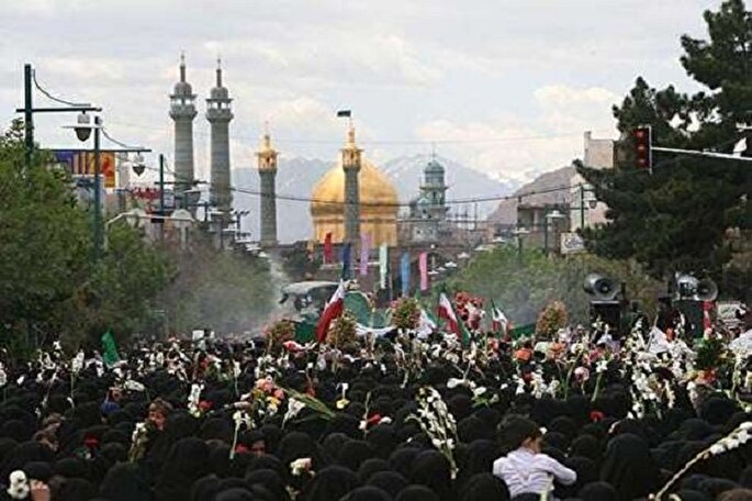 پیکر آیت‌الله فاطمی‌نیا در حرم کریمه اهل‌بیت(ع) آرام گرفت