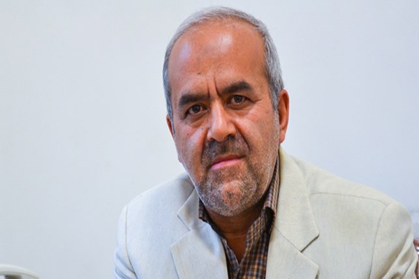 اکبر غفوری، عضو هیئت علمی علوم سیاسی دانشگاه یزد