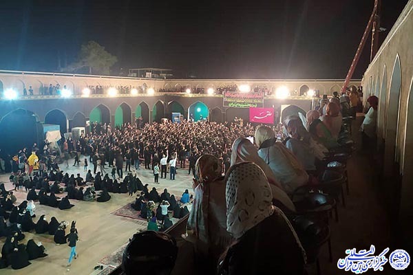 گردشگران خارجی در آیین‌های عزاداری یزد