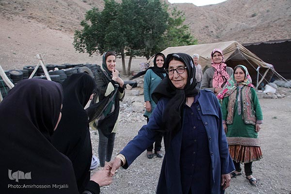 بازدید خبرنگاران استان یزد از مناطق عشایری