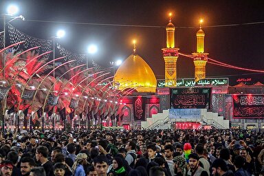 فیلم | حال و هوای حرم اباعبدالله(ع) در شب سوم صفر 1444