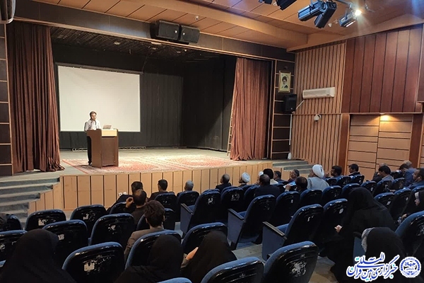 روح الله مطهریان، دبیر اجرایی طرح 4000 شهید 4000 حافظ روح الله مطهریان، دبیر اجرایی طرح 4000 شهید 4000 حافظ