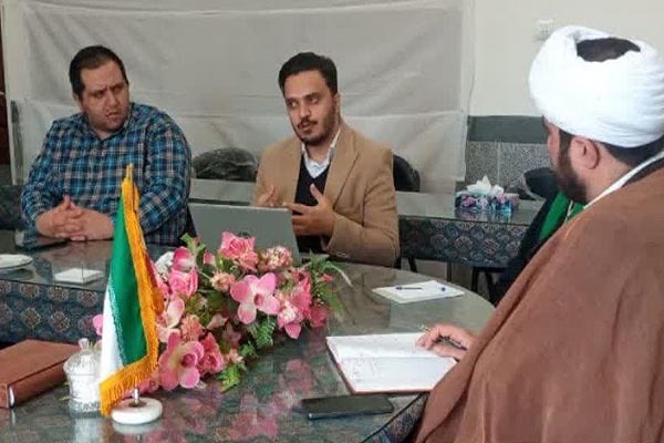 نشست آموزشی طرح «4 هزار شهید 4 هزار حافظ»