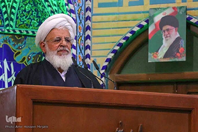 مشارکت در راهپیمایی 22 بهمن و انتخابات موجب تقویت اسلام است