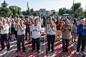 نماز عید قربان در امام‌زاده طاهر کرج