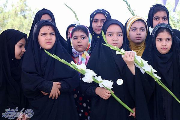 گردهمایی دختران حسینی در یزد