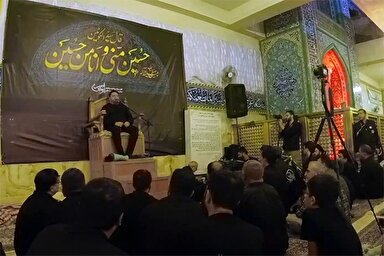 فیلم | تلاوت «حامد علیزاده» در طریق‌الحسین(ع)