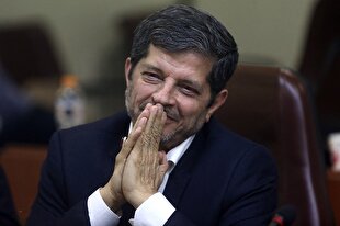 نباید اربعین را در مقابل حج قرار داد