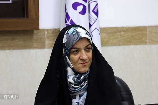 عالیه مهرابی، نویسنده و شاعر یزد