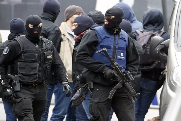 محکومیت حمله تروریست داعشی در بلژیک از سوی سازمان‌های اسلامی + فیلم ترور