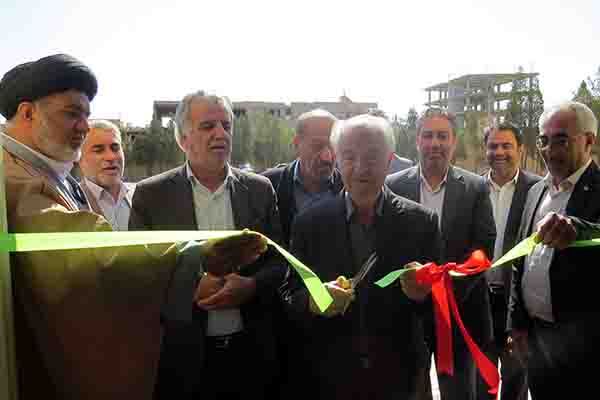 افتتاح نمازخانه مدرسه خواجهرضایی در یزد افتتاح نمازخانه مدرسه خواجهرضایی در یزد