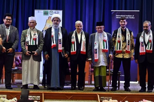 برگزاری همایش بین‌المللی طوفان الاقصی در مالزی + عکس