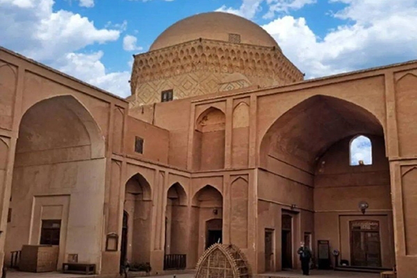 مدرسه ضیاییه یزد