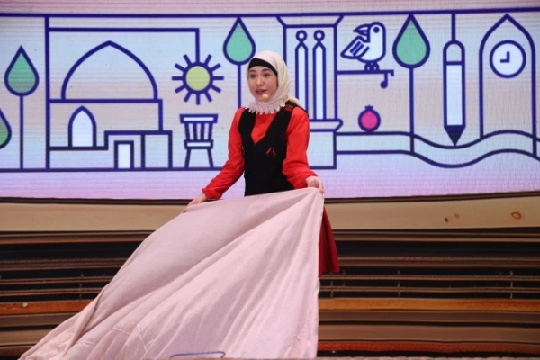 ۲۶ قصه‌گو در دومین روز جشنواره قصه‌گویی یزد به روی صحنه می‌روند