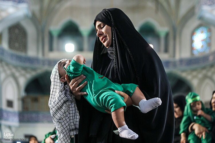 شیرخوارگان حسینی در حرم عبدالعظیم حسنی(ع)