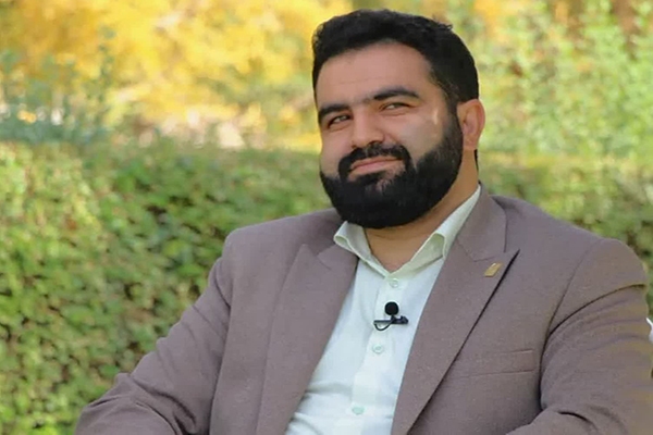 حسین میرشریف، مسئول اتحادیه انجمن‌های اسلامی دانش‌آموزان استان یزد