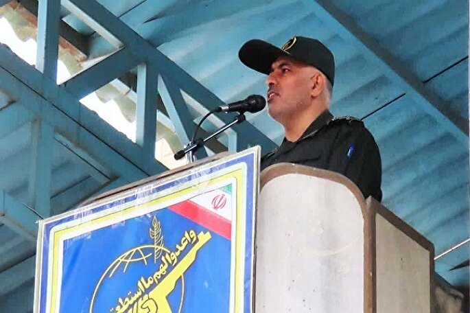 مردم شاهین‌دژ در حمایت از حملات موشکی سپاه تجمع کردند