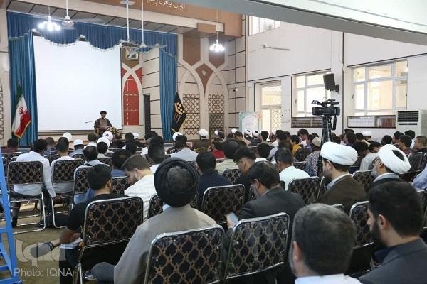 تبلیغ، هدف غایی طلاب علوم دینی است