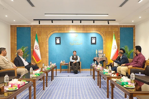 دیدار مسئول بنیاد مهدی موعود(عج) با استاندار یزد