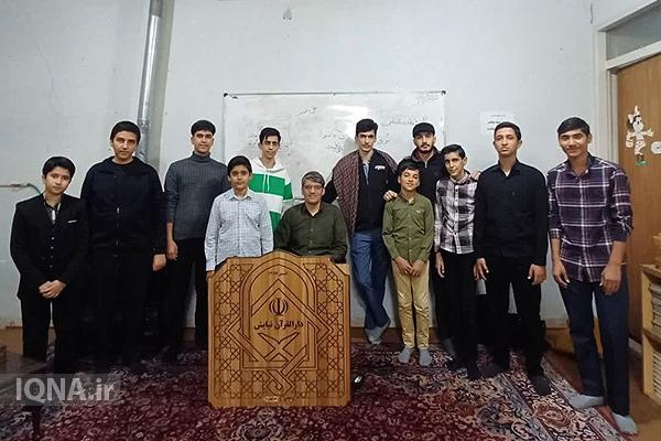 دانش آموزان قرآنی