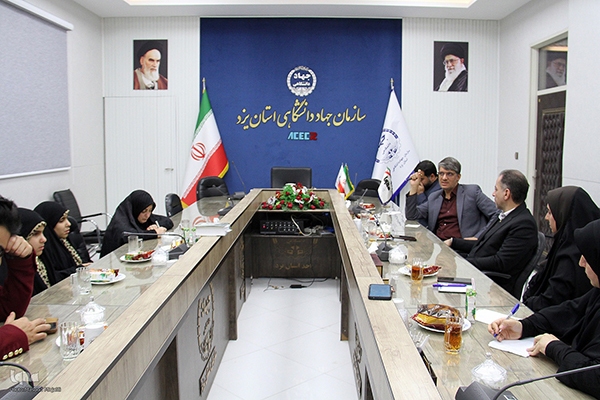 راهکارهای ترویج فرهنگ قرآنی در مدارس یزد بررسی شد