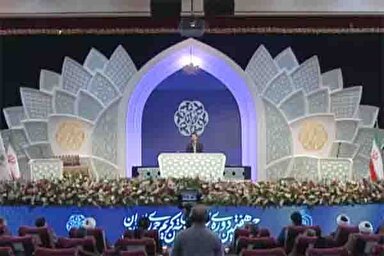 فیلم | تلاوت «مهدی غلام‌نژاد» در اختتامیه بخش بانوان چهل‌وهفتمین مسابقات قرآن کریم