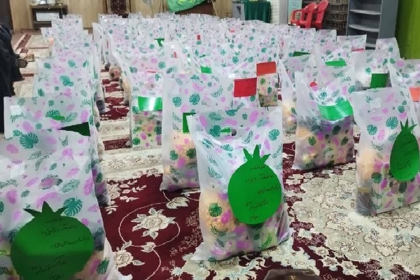 توزیع ۱۵۰ بسته معیشتی بین نیازمندان در بافق