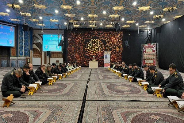 محفل انس با قرآن در فرماندهی انتظامی تهران بزرگ برگزار شد