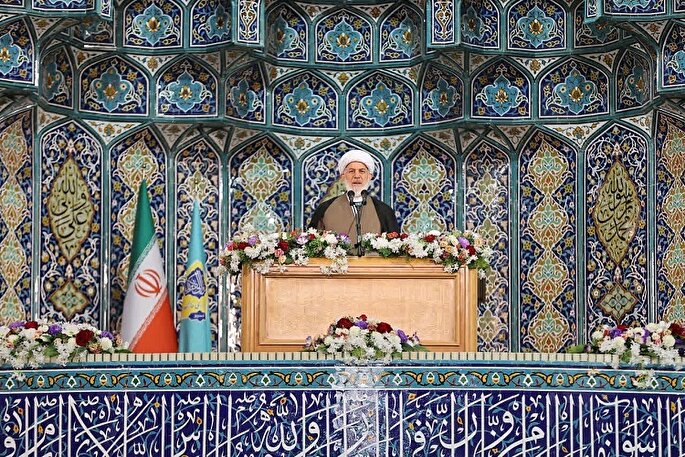 نگاه همراه با اعتماد به جوانان عامل پیشرفت جامعه است