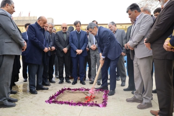 آغاز عملیات اجرایی مدرسه شهید خالقی در محله اکبرآباد یزد